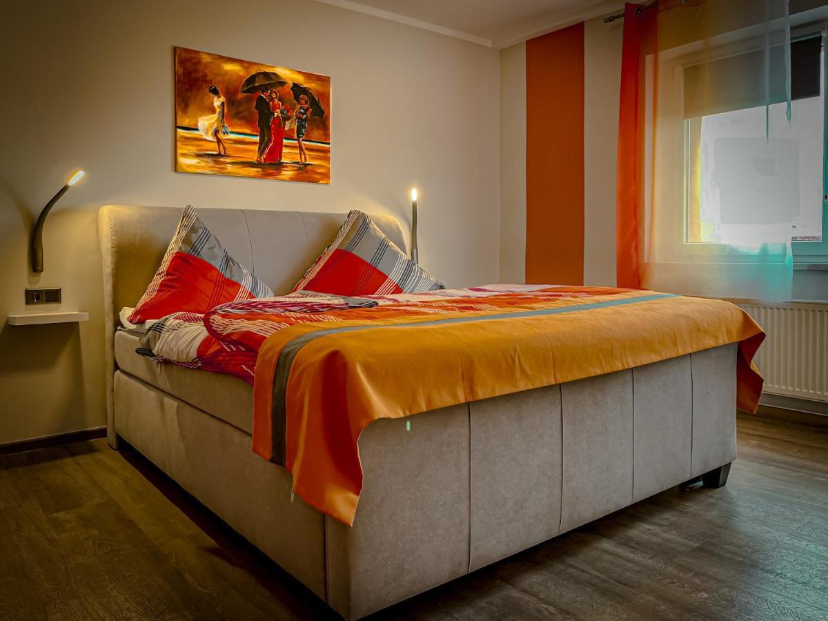 Pension Ruessel-Pub Sangerhausen Kamer foto