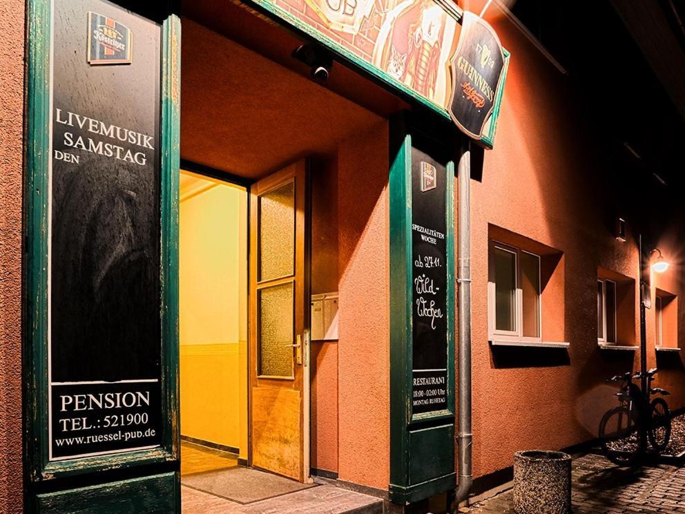 Pension Ruessel-Pub Sangerhausen Buitenkant foto